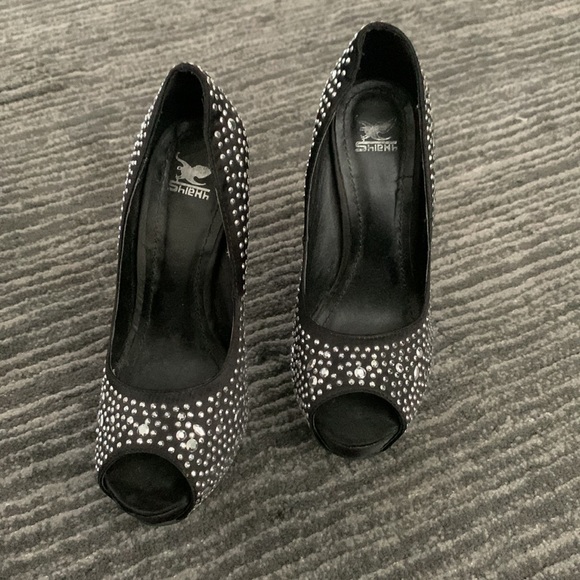 Jewel studded peep toe high heels - Picture 3 of 7